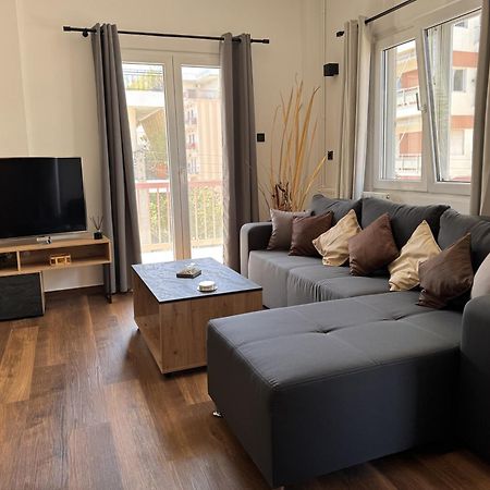 Navaro Apartments Patras Luaran gambar