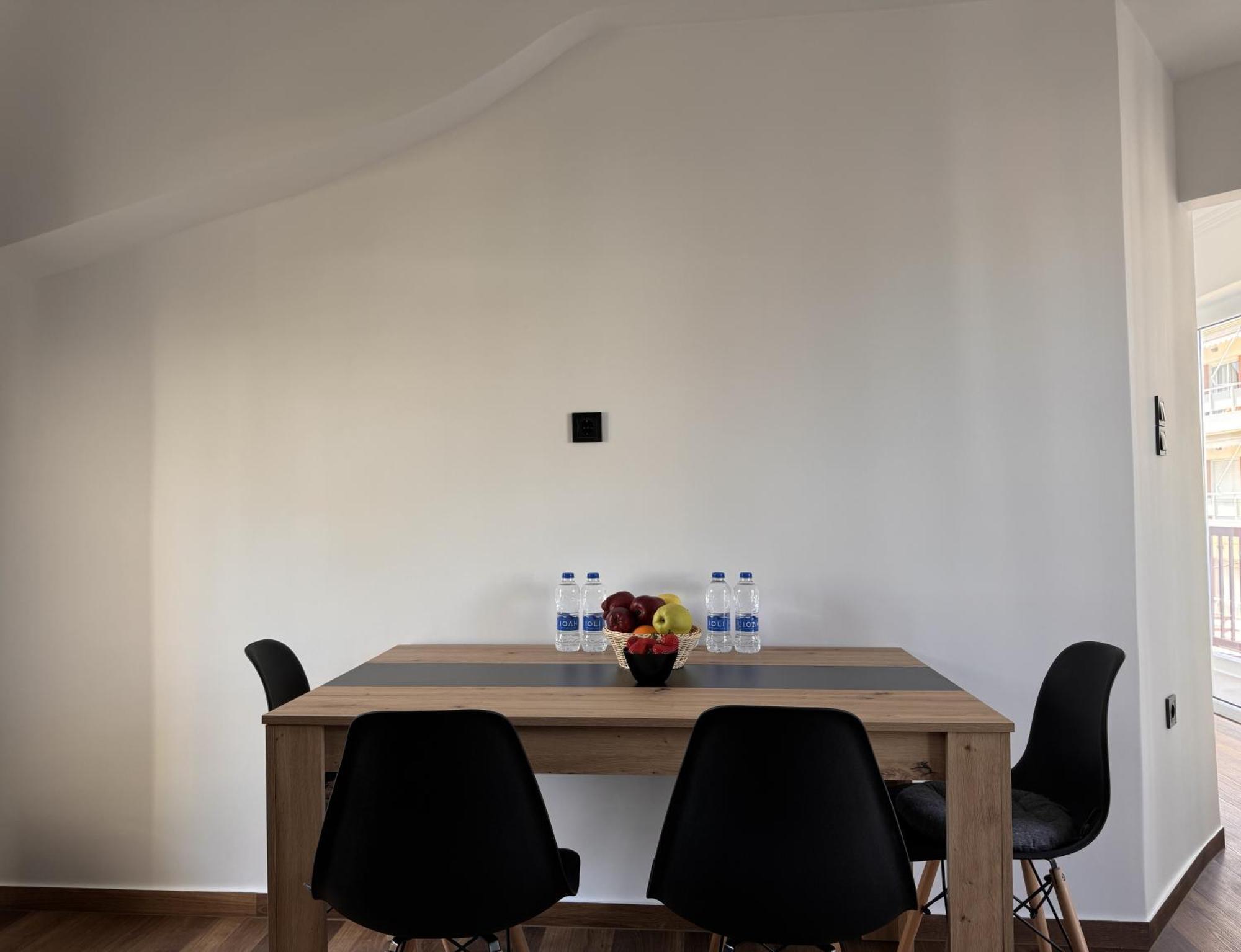 Navaro Apartments Patras Luaran gambar